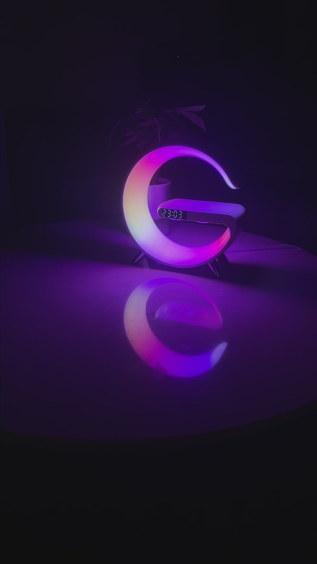 LUXBIT G-Aura  Intelligent G-Shaped LED Lamp with Bluetooth Speaker & Wireless Charging